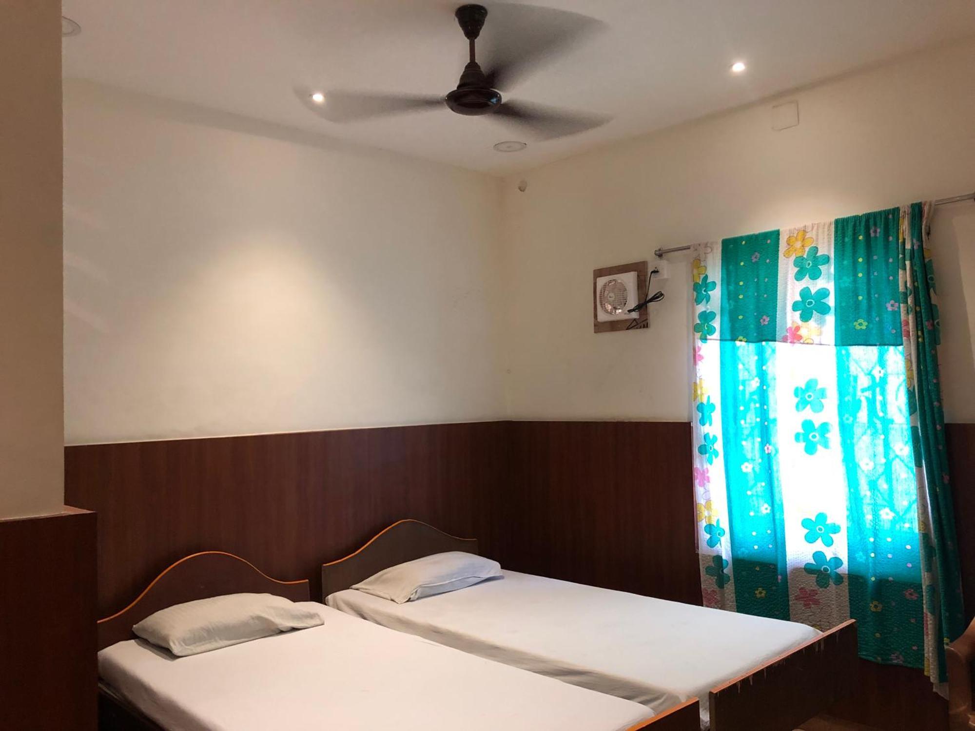 Hotel Thilak Thoothukudi Extérieur photo